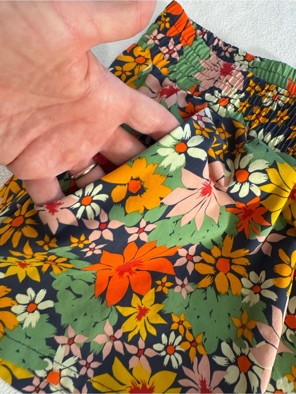 Toad&Co Women’s Floral Pull-On Shorts Size Small Multicolor Fun Boho Cheerful! - Picture 5 of 11